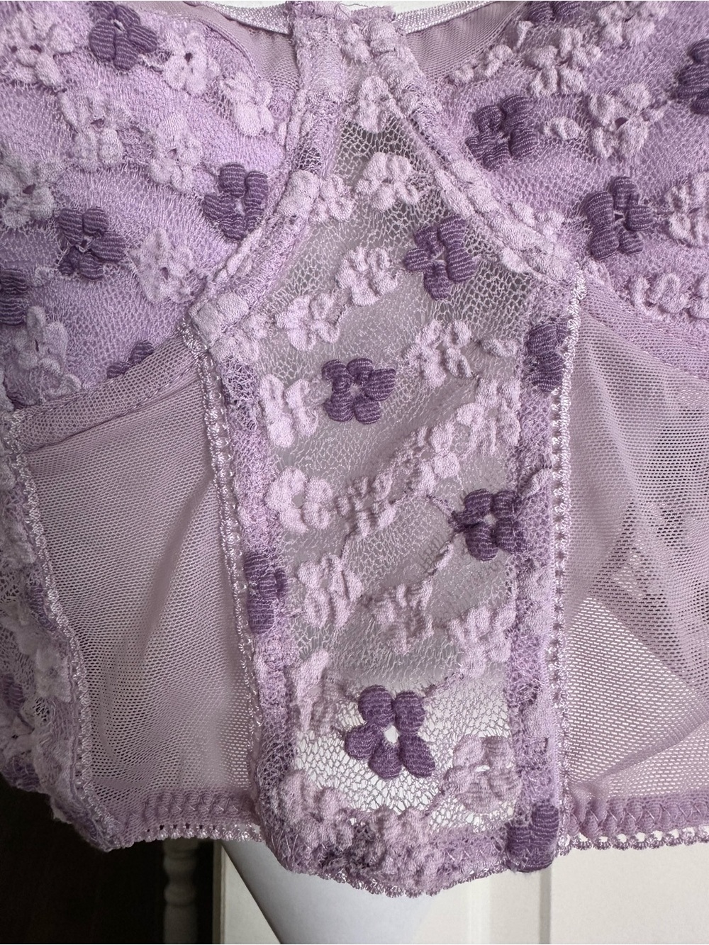 Lilac Floral Lace Bustier Crop Top - Picture 3 of 5
